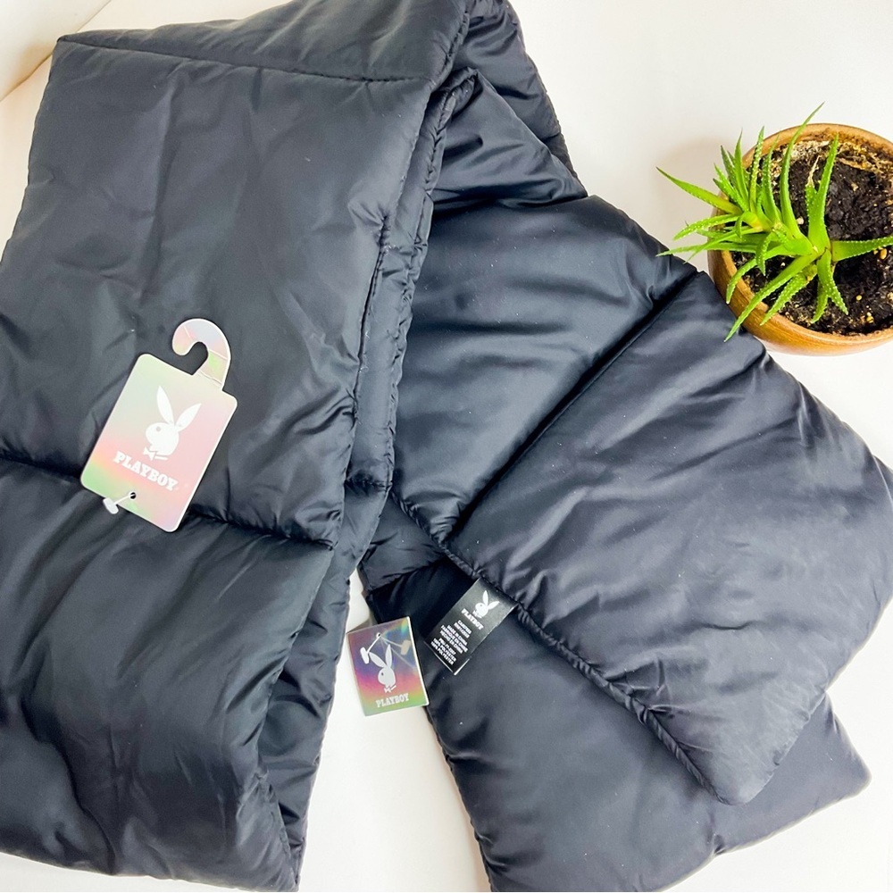 PLAYBOY Black Puffer Scarf with Hand Warmer Pockets | NWT - Picture 5 of 5